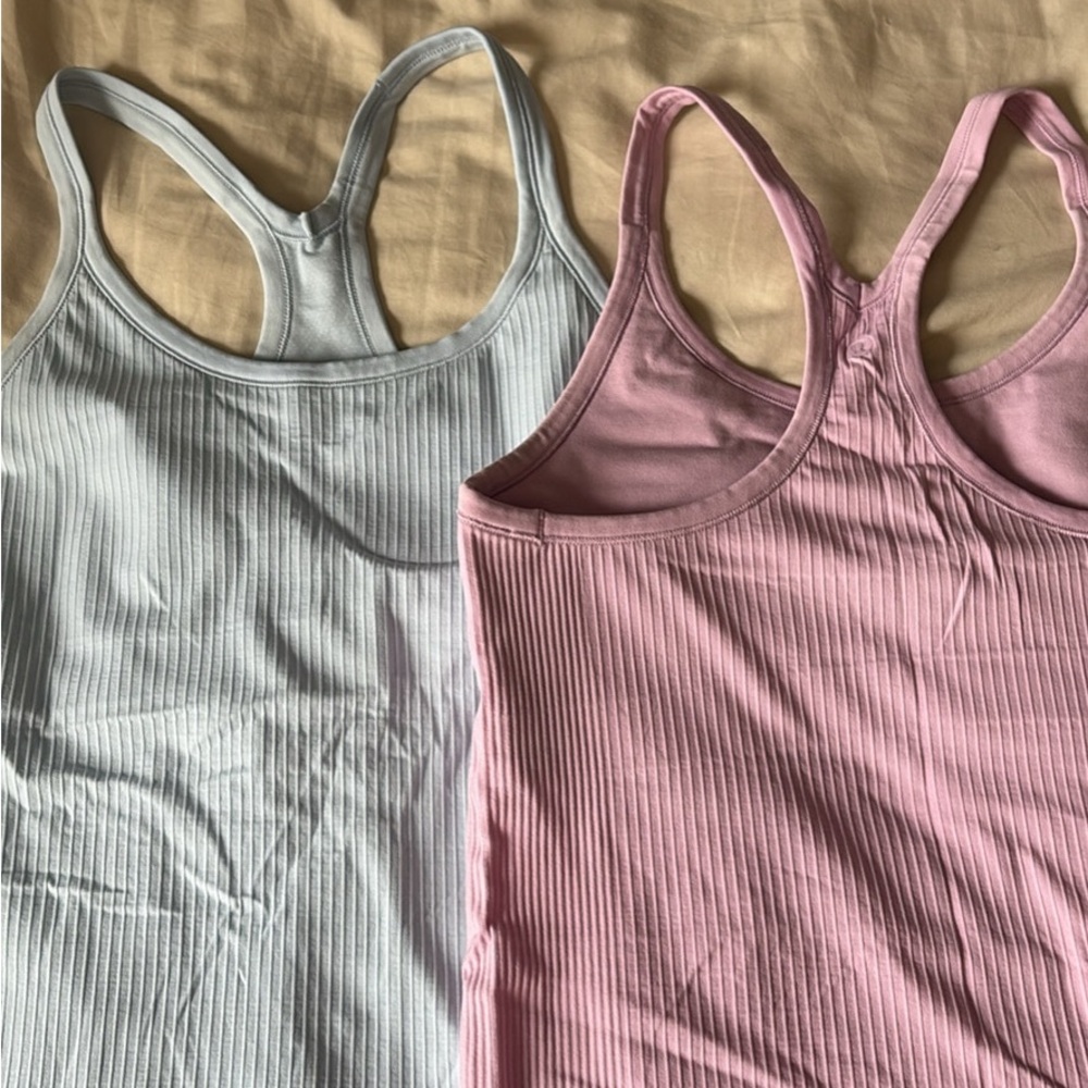 Lululemon workout tanks